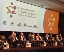 Governador destaca avanços na área ambiental do Paraná 