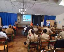 Coordenadoria Estadual de Defesa Civil capacita gestores regionais do Programa Brigadas Escolares – Defesa Civil na Escola, em Cascavel.