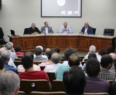 No dia 31 de março a Câmara Técnica Ciências da Terra, com apoio da Câmara Técnica Gestão de Catástrofes e da Associação Profissional dos Geólogos do Paraná (Agepar), promoveu debate sobre os tremores de terra ocorridos em Londrina em dezembro de 2015 e janeiro de 2016.