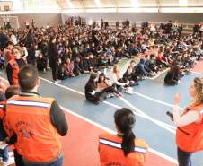 Estado capacita 5,8 mil servidores da educação para atuar como brigadistas