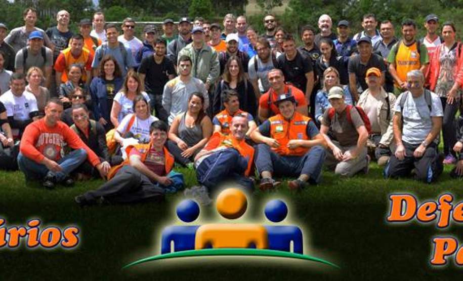Defesa Civil do Paraná abre recadastramento para voluntários Defesa Civil do Paraná abre recadastramento para voluntários