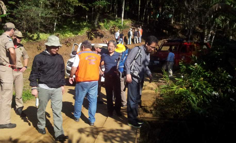 Coordenadoria Estadual de Defesa Civil (Cedec) e 8º Grupamento de Bombeiros (8º GB) recebem comitiva do Japão para estudo na área de monitoramento alerta e alarme. Coordenadoria Estadual de Defesa Civil (Cedec) e 8º Grupamento de Bombeiros (8º GB) recebem comitiva do Japão para estudo na área de monitoramento alerta e alarme.