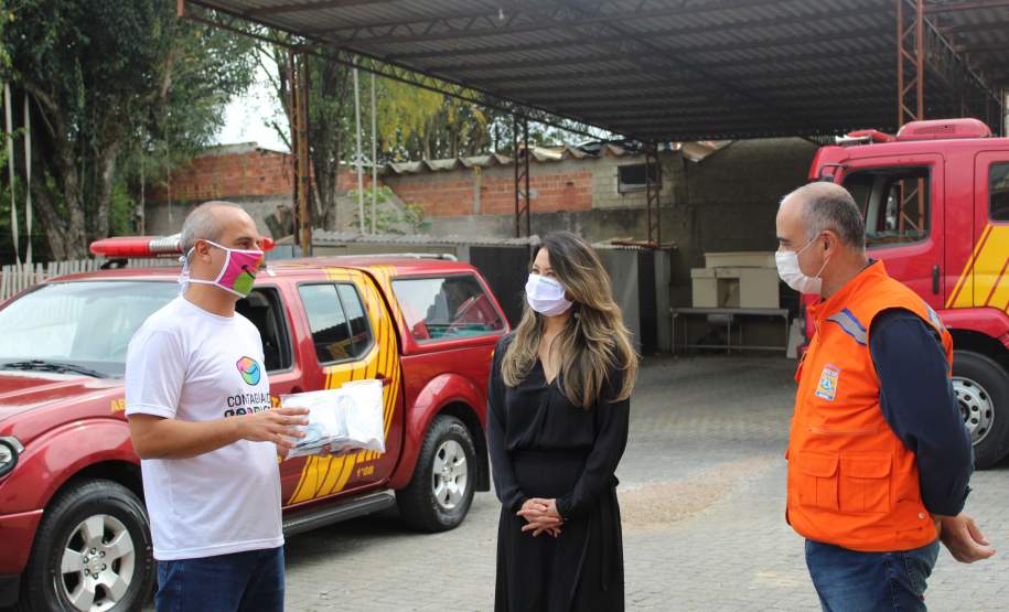 entrega de máscaras 01-05