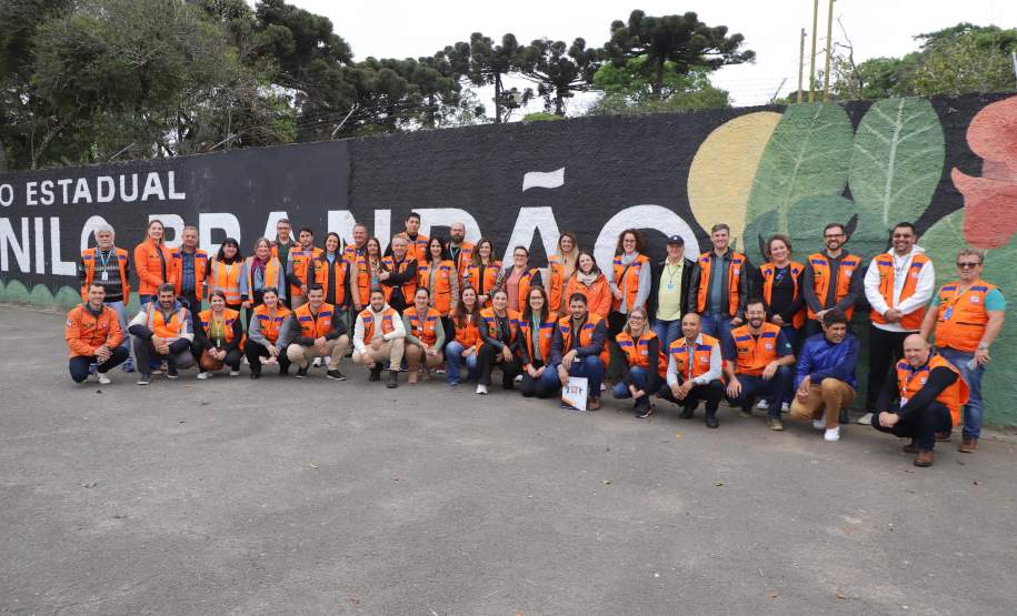 Estado capacita 5,8 mil servidores da educação para atuar como brigadistas